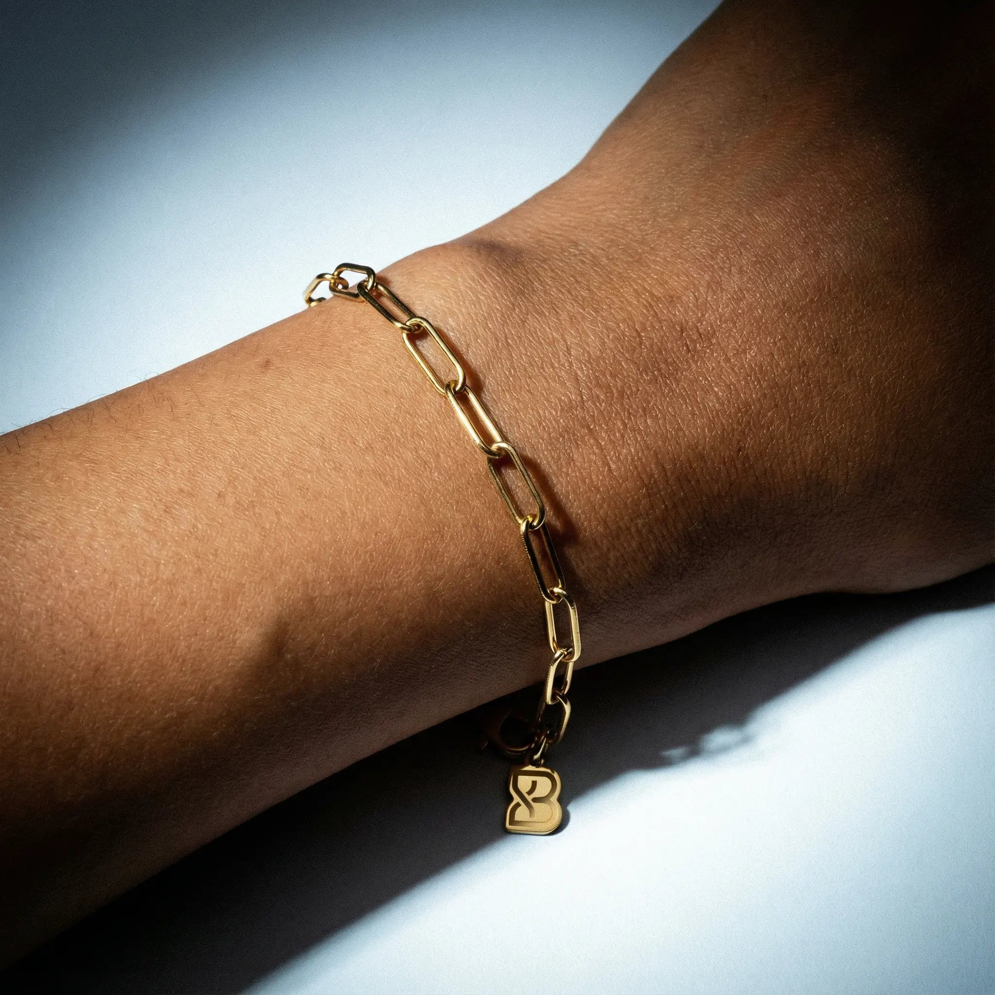 Paper Clip Bracelet (Gold)