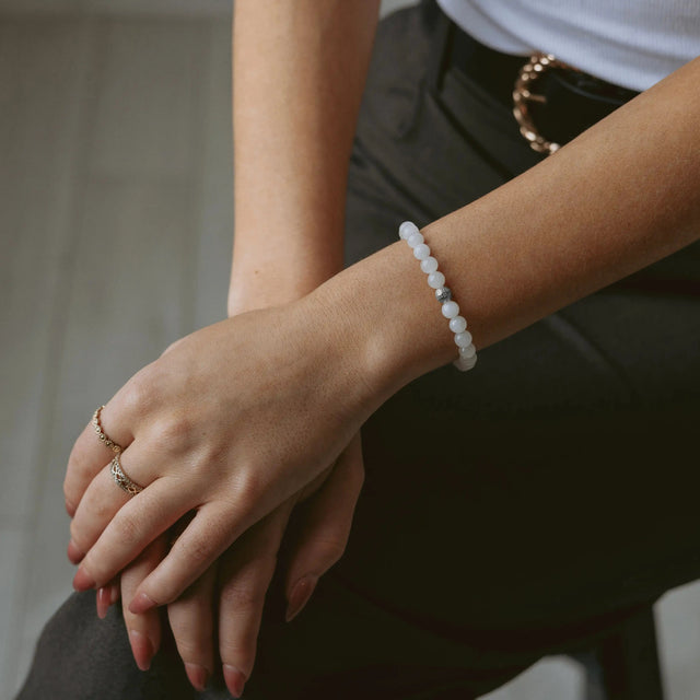 Lily (Silver)